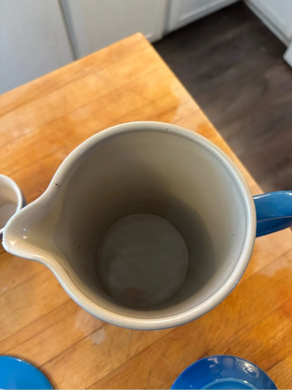 Le Creuset Stoneware French Press 2 Cups Saucers Espresso Blue Marseille Set